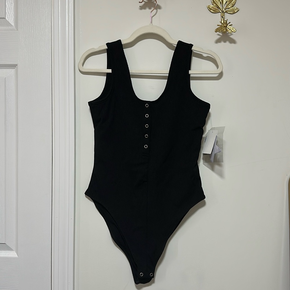 Henley Tank Good American Ribbed Bodysuit